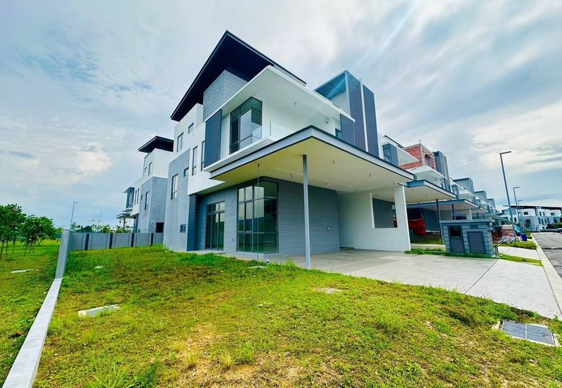 Broadleaf Residences, Hometree