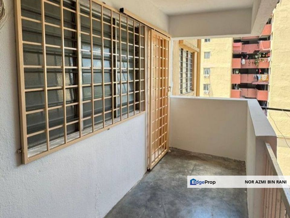 KEPONG Newly Refurbished Apartment Permata Fadason for Sale , Kuala Lumpur, Kepong