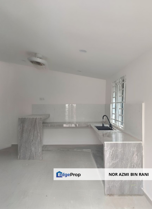 NEGERI SEMBILAN Lenggeng Taman Kelana Rumah Teres Setingkat Pegangan Bebas Fully Renovated & Extended Untuk diJual , Negeri Sembilan, Lenggeng