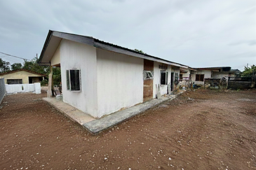 NEGERI SEMBILAN Port Dickson Kampung Sirusa Fully Renovated & Refurbished Freehold Single Storey Bungalow for Sale