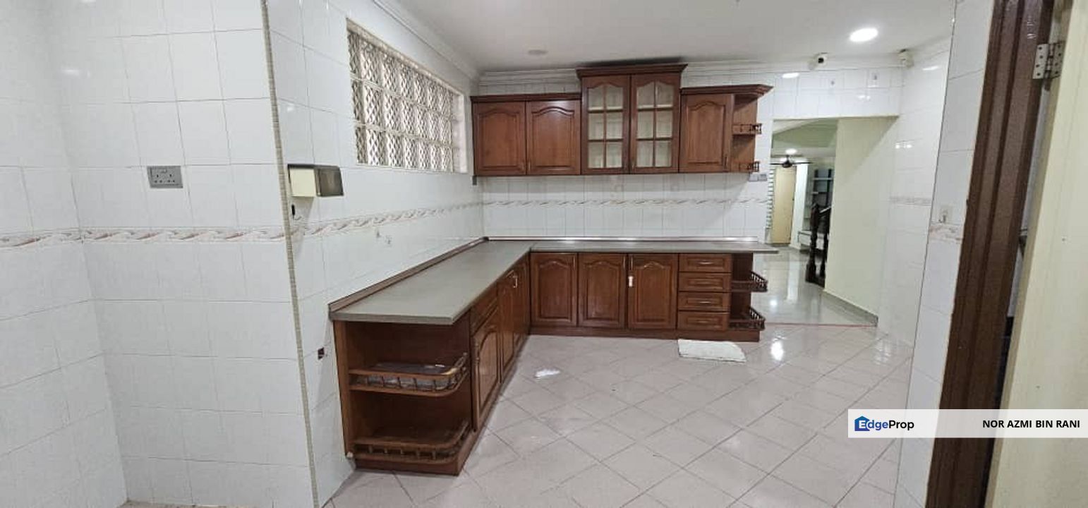PETALING JAYA DAMANSARA KIM Freehold Corner Lot Double Storey Terrace for Sale , Selangor, Petaling Jaya