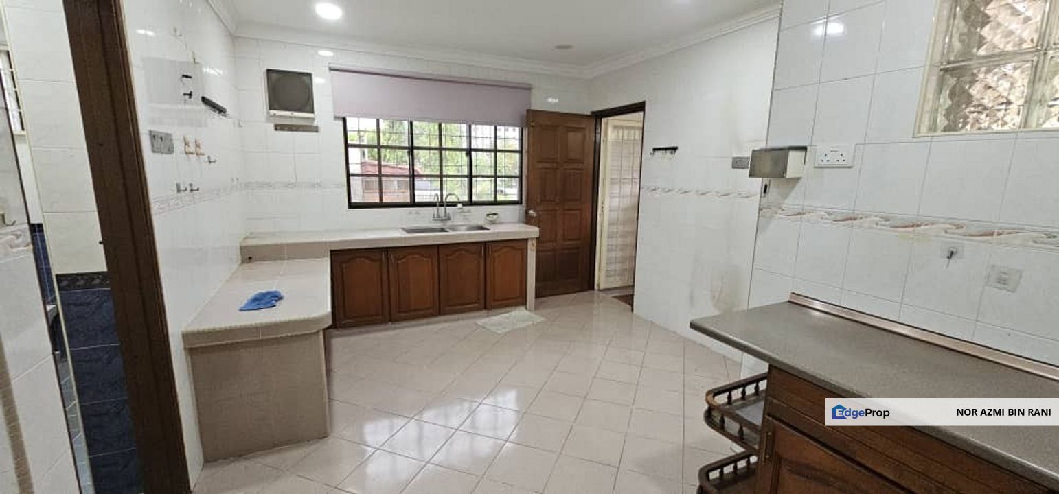 PETALING JAYA DAMANSARA KIM Freehold Corner Lot Double Storey Terrace for Sale , Selangor, Petaling Jaya