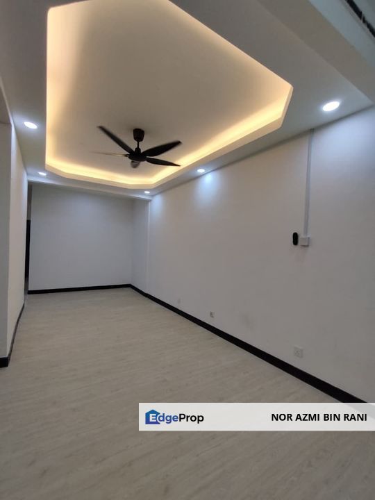 RAWANG Fully Renovated & Extended Freehold End Lot Double Storey Terrace Bakawali Bukit Sentosa for Sale , Selangor, Rawang