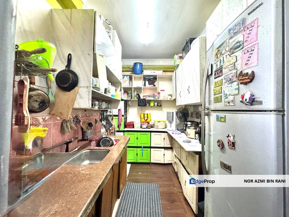 SERI KEMBANGAN Taman Pinggiran Putra Apartment Putra Impian, Selangor, Seri Kembangan