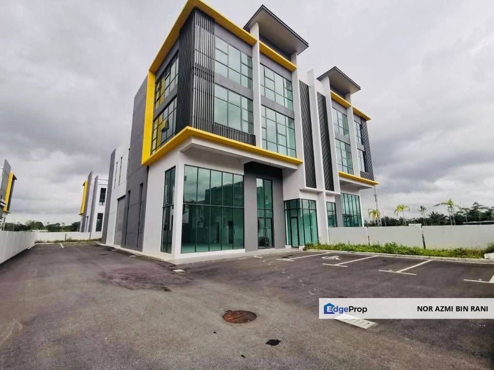 SEPANG Serenia City Cipta 3A Industrial Park 3 Storey FREEHOLD Semi D Factory, Selangor, Dengkil