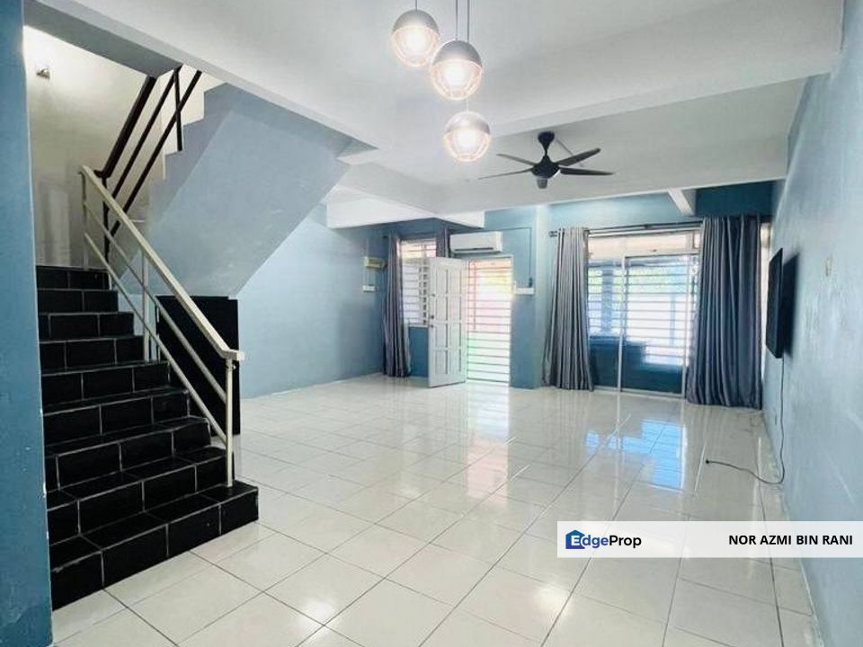 SEPANG Bandar Baru Salak Tinggi Taman Salak Perdana Renovated & Partially Furnished Freehold Double Storey Terrace for Sale , Selangor, Sepang