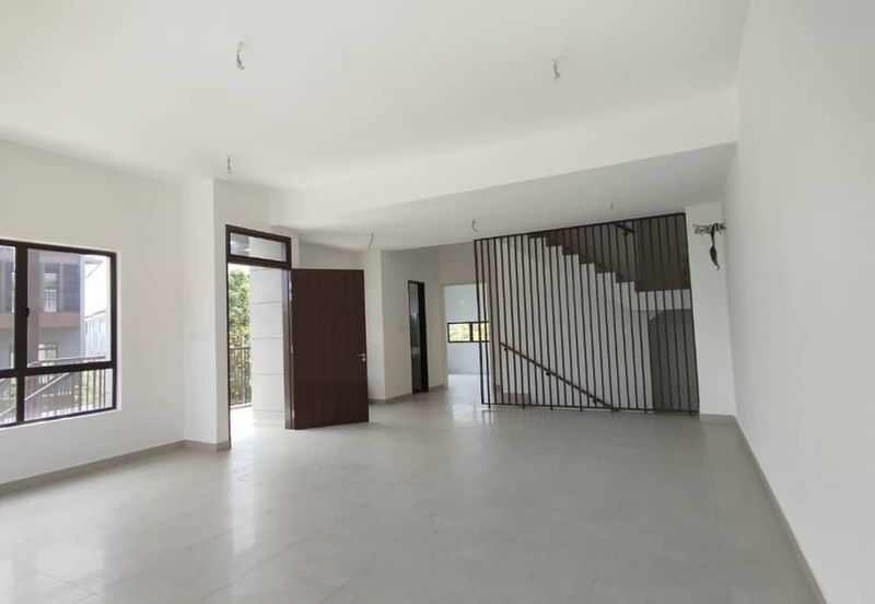 CYBERJAYA The Mulia Residence Freehold Brand New 3 Storey End Lot Garden for Sale