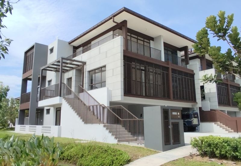 CYBERJAYA The Mulia Residence Freehold Brand New 3 Storey End Lot Garden for Sale