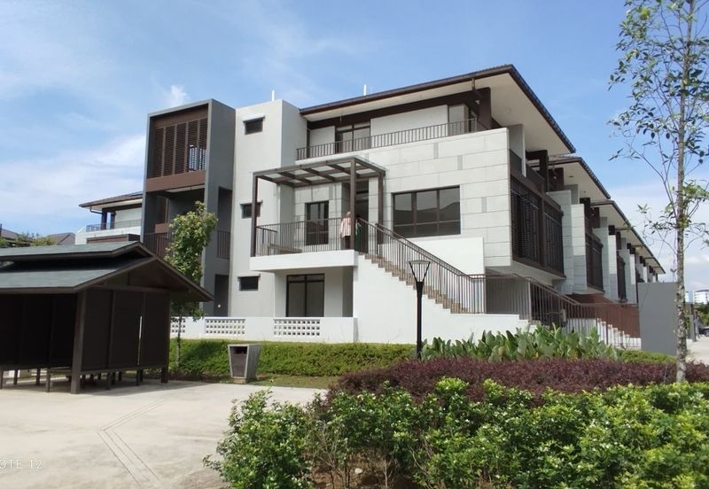 CYBERJAYA The Mulia Residence Freehold Brand New 3 Storey End Lot Garden for Sale