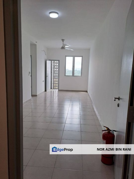 KOTA WARISAN Sunsuria City Freehold Tangerine Suite for Sale , Selangor, Dengkil