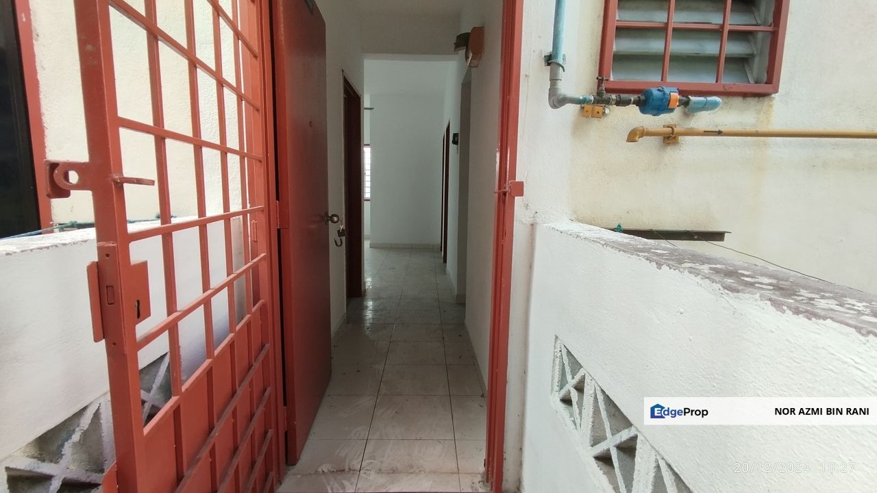 KEPONG Jalan Metro Prima Apartment Mutiara Magna for Sale , Kuala Lumpur, Kepong