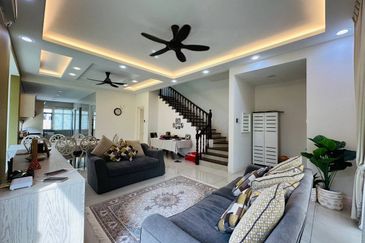 Avista @ Warisan Puteri