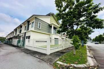 Avista @ Warisan Puteri