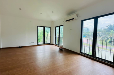 The Villa @ Serai Saujana / Villa Serai Saujana