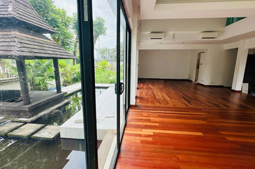 The Villa @ Serai Saujana / Villa Serai Saujana