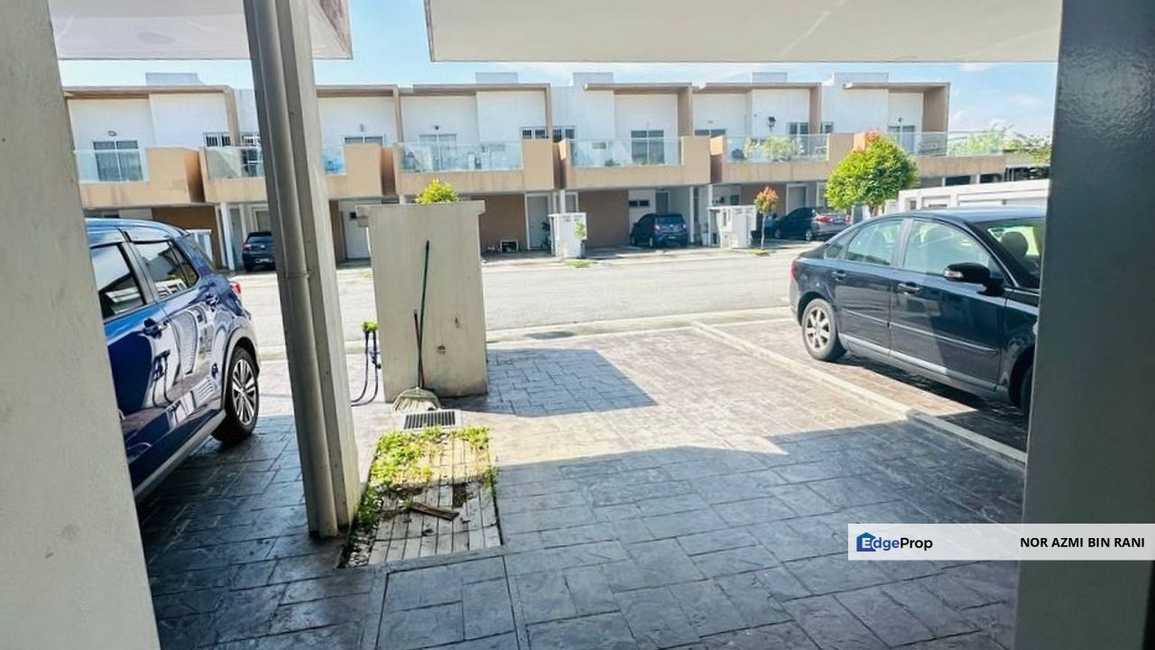 CYBER SOUTH Casa Bluebell Upper Unit Townhouse for Sale , Selangor, Dengkil