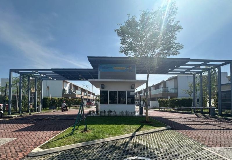 Casa Bluebell @ Cybersouth