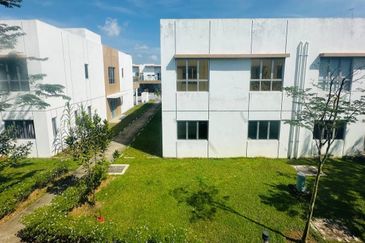 Casa Bluebell @ Cybersouth