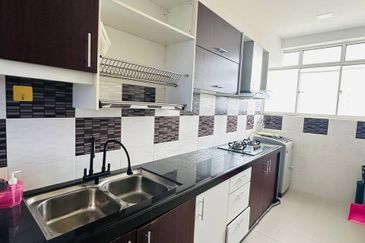 The Zest @ Kinrara 9