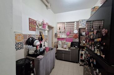 Laman Suria e-Resort Apartment