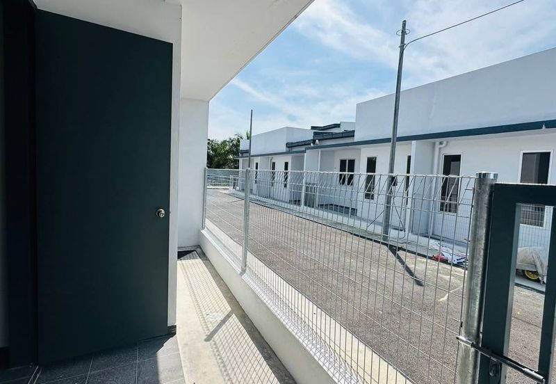 J1 Residence @ Jenderam