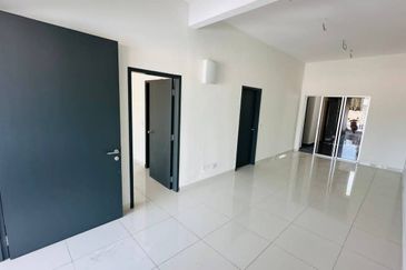 J1 Residence @ Jenderam