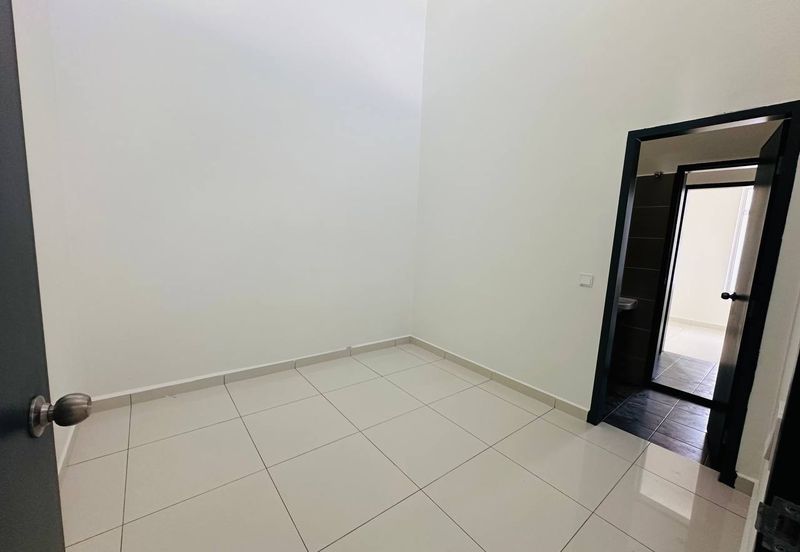 J1 Residence @ Jenderam