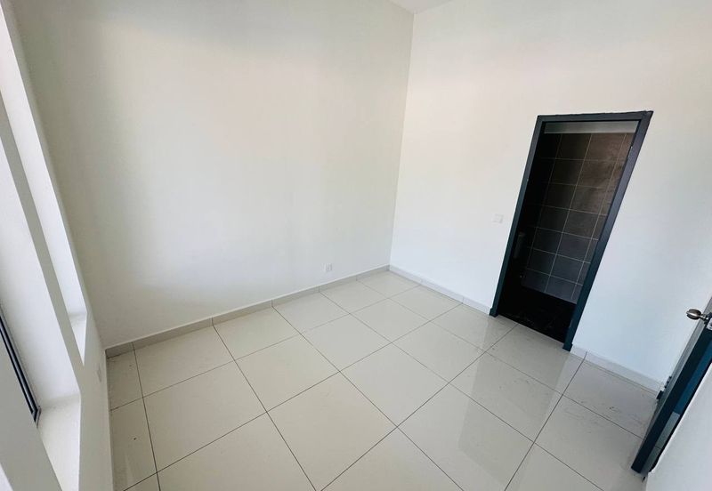 J1 Residence @ Jenderam