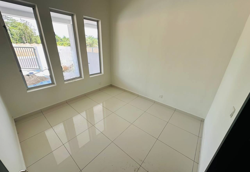 J1 Residence @ Jenderam