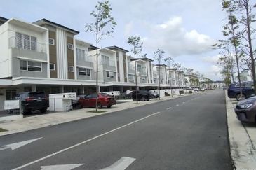 Platinum Residence @ Dengkil