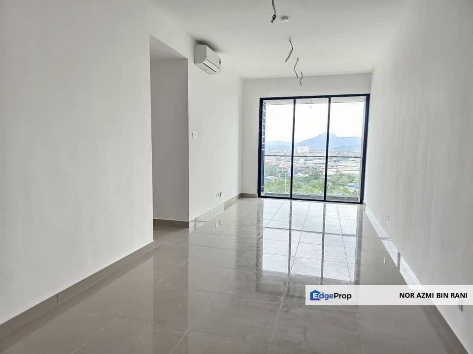 SELAYANG KL North Corner Unit Service Apartment 99 Residence for Sale, Kuala Lumpur, Batu 