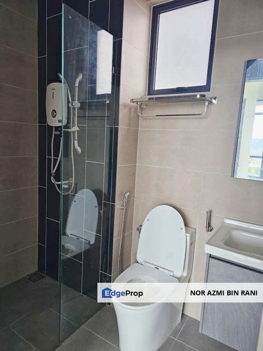 SELAYANG KL North Corner Unit Service Apartment 99 Residence for Sale, Kuala Lumpur, Batu 