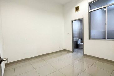 The Green Horizon Hills