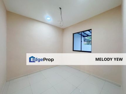 Large Single, Johor, Skudai