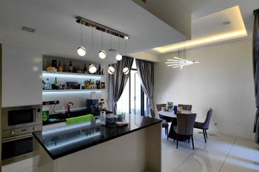 Avira Medini Iskandar