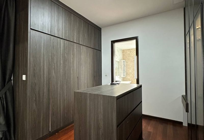 The Hills Residences, Senibong Cove