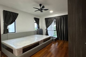 The Hills Residences, Senibong Cove