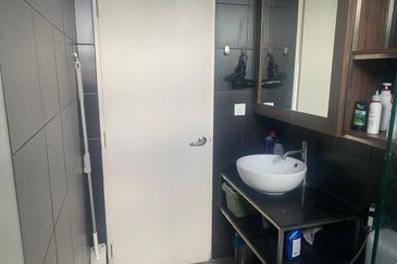 Meridin Suites Residences