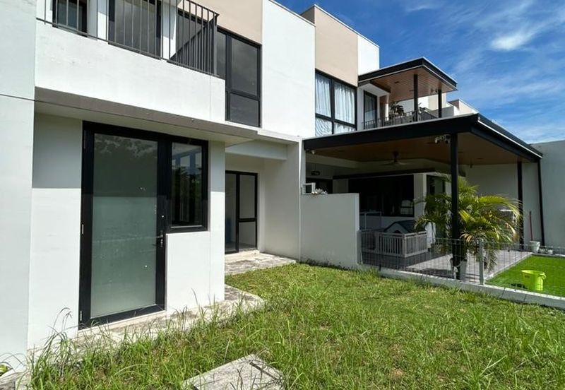 Sunway Citrine Lakehomes