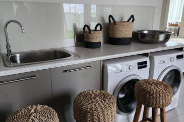 Emerald Bay @ Puteri harbour