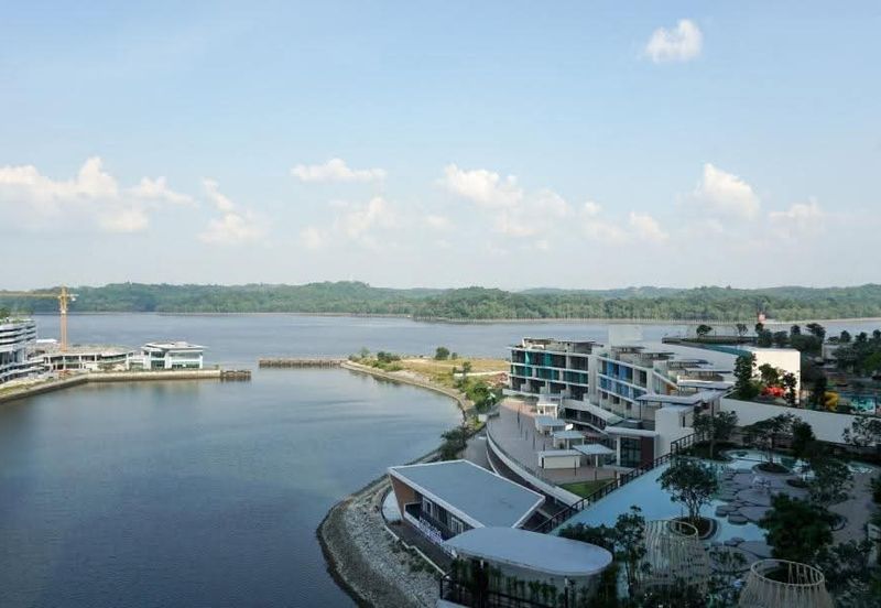 Pinetree, Puteri Harbour