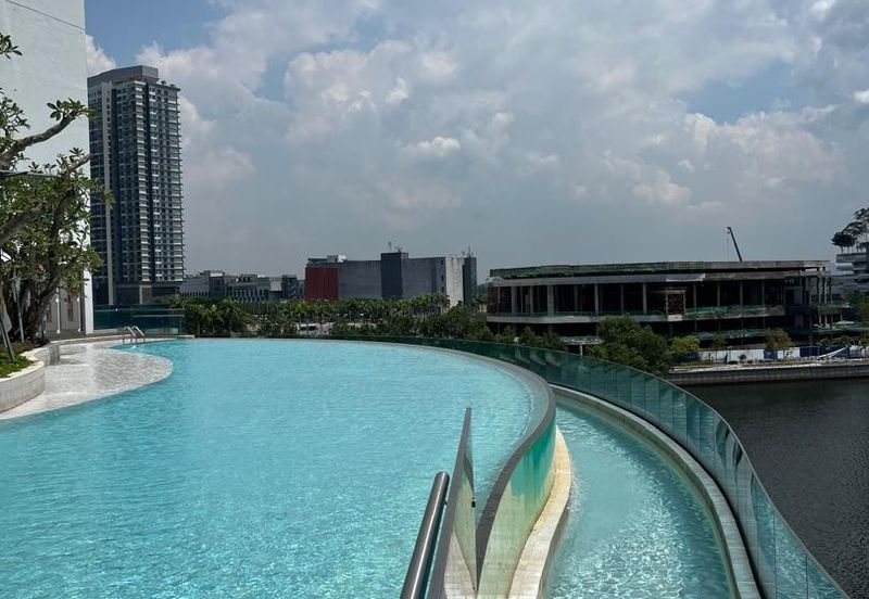 Pinetree, Puteri Harbour