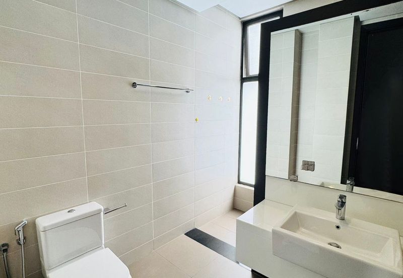 Avira Garden Terraces @ Medini