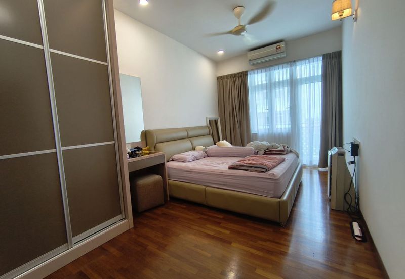 Starview Bay @ Forest City