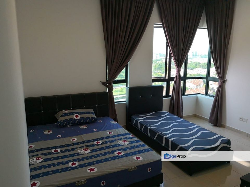 Sky Breeze, Johor, Johor Bahru