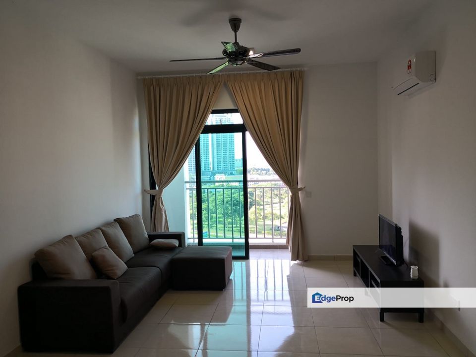 Sky Breeze, Johor, Johor Bahru