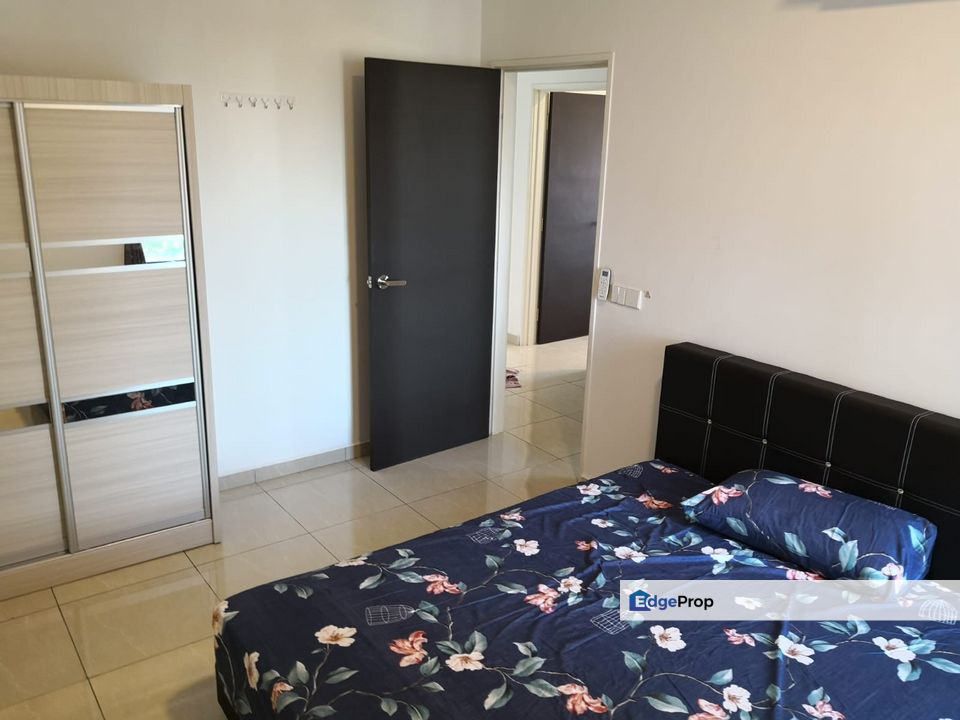 Sky Breeze, Johor, Johor Bahru