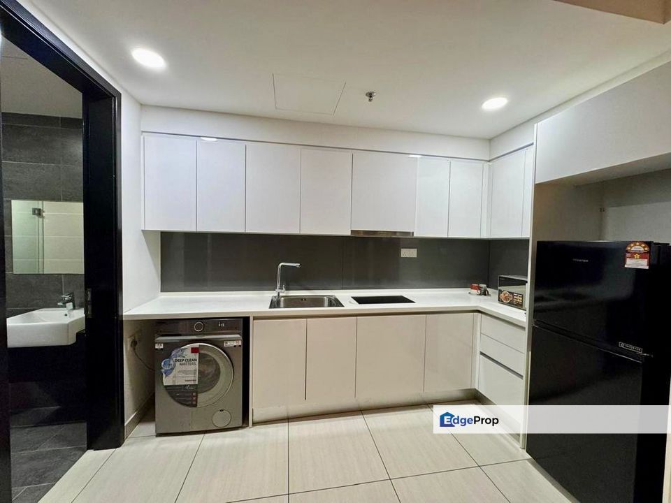 Almas Suites Condominium For Sale, Johor, 