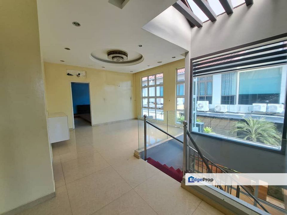 Taman Sutera Utama Semi-D For Sale, Johor, Skudai