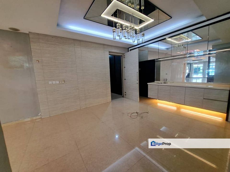 Taman Sutera Utama Semi-D For Sale, Johor, Skudai